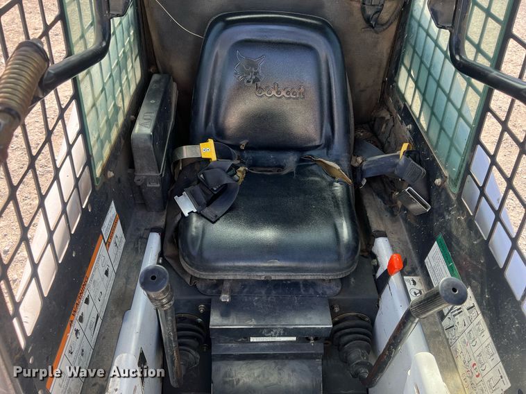 image for item OA9066 1999 Bobcat 453 skid steer loader