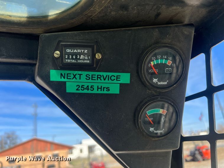 image for item OA9066 1999 Bobcat 453 skid steer loader