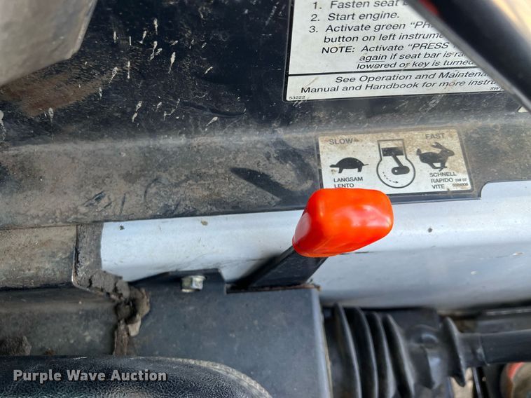 image for item OA9066 1999 Bobcat 453 skid steer loader