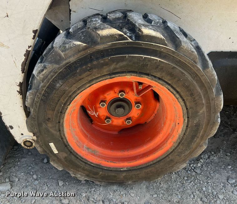 image for item OA9066 1999 Bobcat 453 skid steer loader