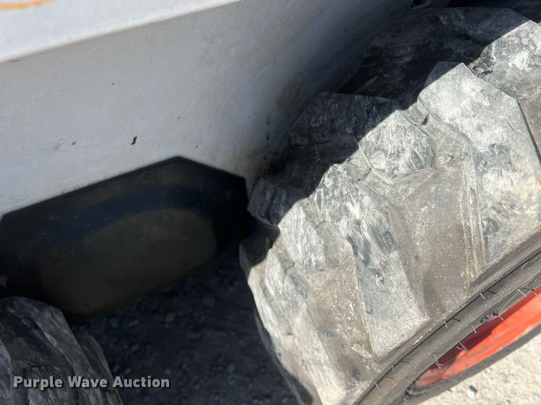 image for item OA9066 1999 Bobcat 453 skid steer loader