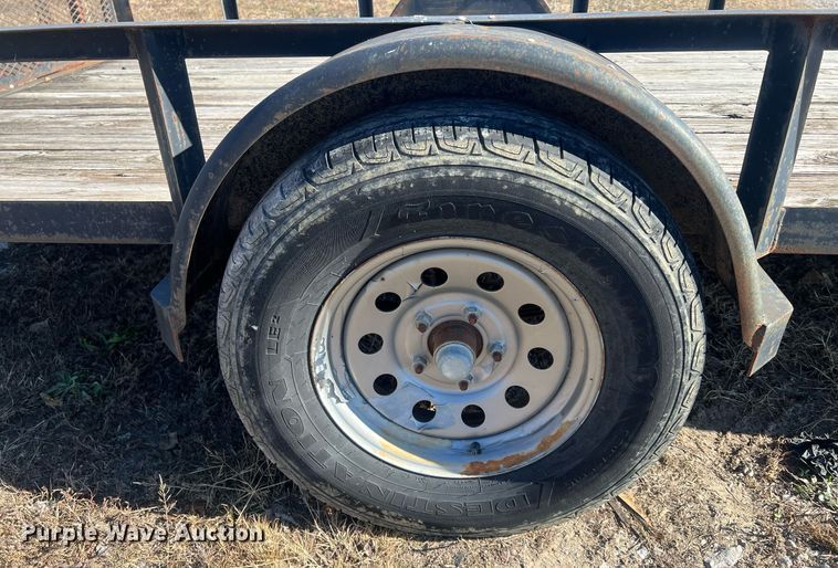 image for item OA9082 2011 Jim's Manufacturing  utility trailer