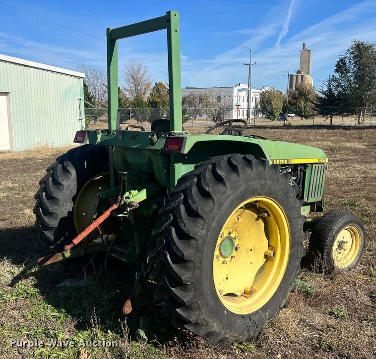 image for item OA9083 1995 John Deere 1070  tractor