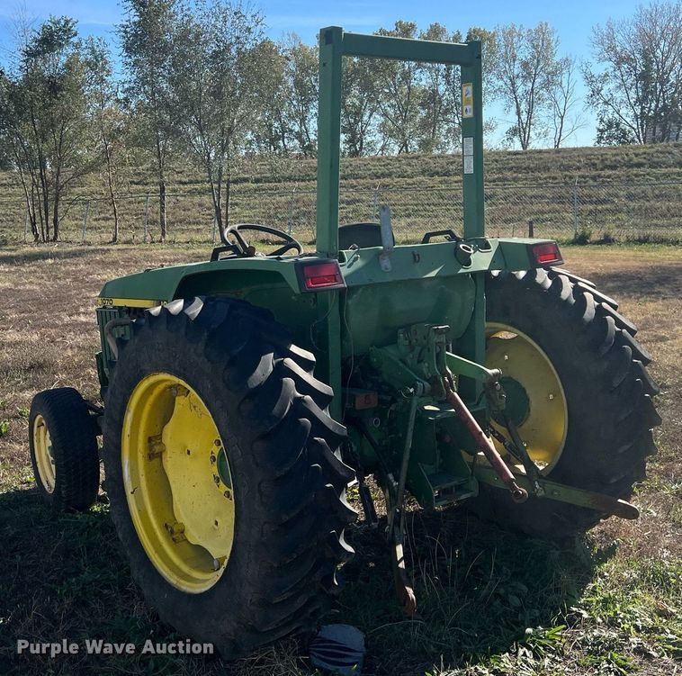 image for item OA9083 1995 John Deere 1070  tractor