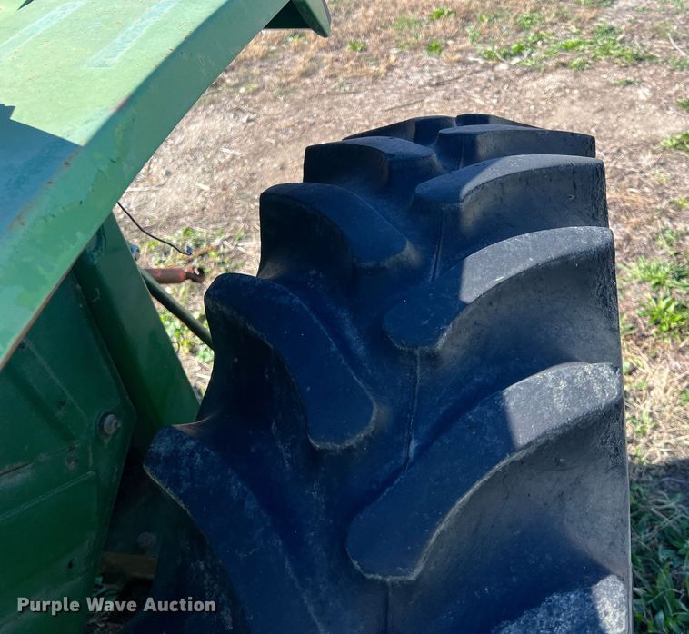 image for item OA9083 1995 John Deere 1070  tractor