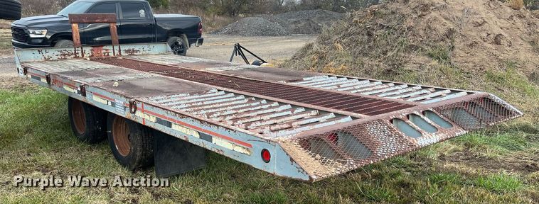 image for item OA9087 1996 Interstate 24TDT  tilt deck equipment trailer