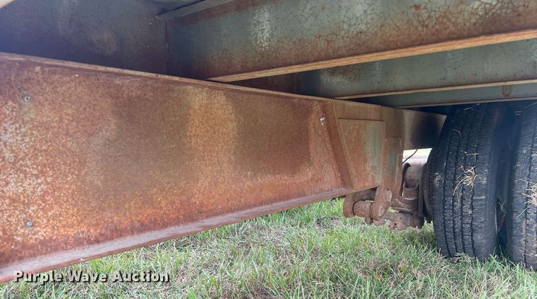 image for item OA9087 1996 Interstate 24TDT  tilt deck equipment trailer