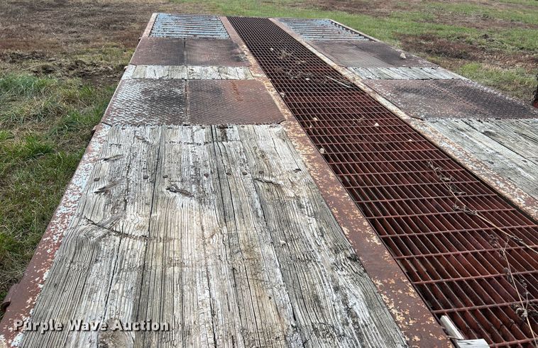 image for item OA9087 1996 Interstate 24TDT  tilt deck equipment trailer