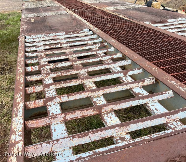 image for item OA9087 1996 Interstate 24TDT  tilt deck equipment trailer