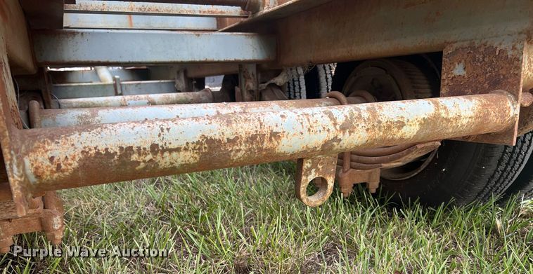 image for item OA9087 1996 Interstate 24TDT  tilt deck equipment trailer