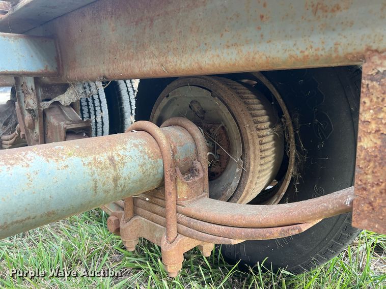 image for item OA9087 1996 Interstate 24TDT  tilt deck equipment trailer