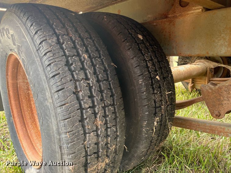 image for item OA9087 1996 Interstate 24TDT  tilt deck equipment trailer