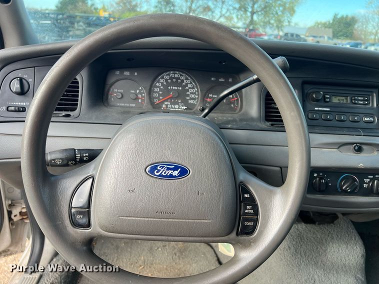 image for item OA9095 2003 Ford Crown Victoria Police Interceptor