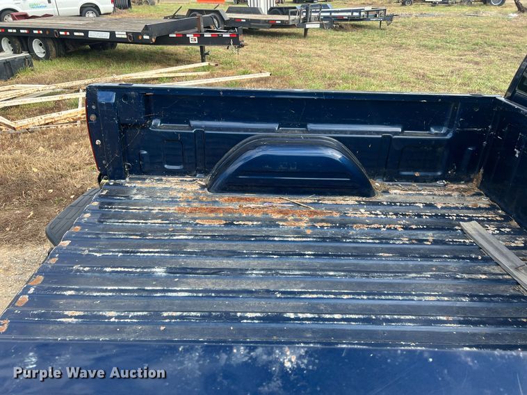 image for item OA9099 2002 Chevrolet Silverado 1500  Ext. Cab pickup truck