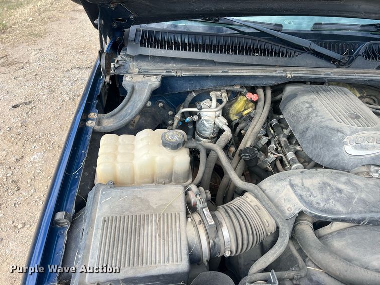 image for item OA9099 2002 Chevrolet Silverado 1500  Ext. Cab pickup truck