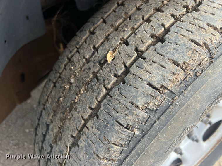 image for item OA9099 2002 Chevrolet Silverado 1500  Ext. Cab pickup truck