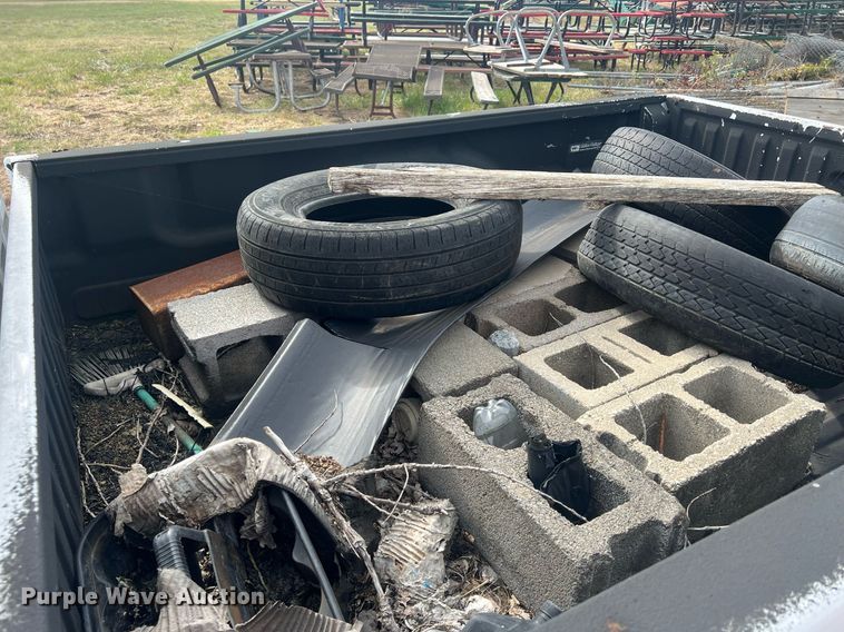 image for item OA9100 2005 Dodge Dakota  Ext. Cab pickup truck