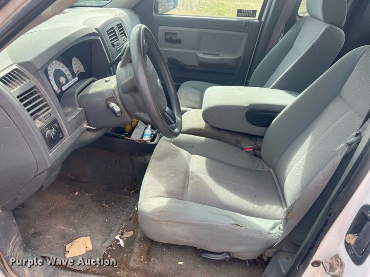 image for item OA9100 2005 Dodge Dakota  Ext. Cab pickup truck
