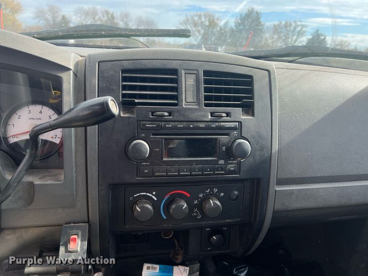 image for item OA9100 2005 Dodge Dakota  Ext. Cab pickup truck