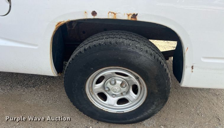 image for item OA9100 2005 Dodge Dakota  Ext. Cab pickup truck