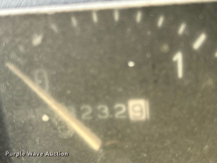 image for item OA9102 1990 Case IH 885  tractor