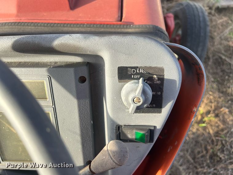 image for item OA9102 1990 Case IH 885  tractor