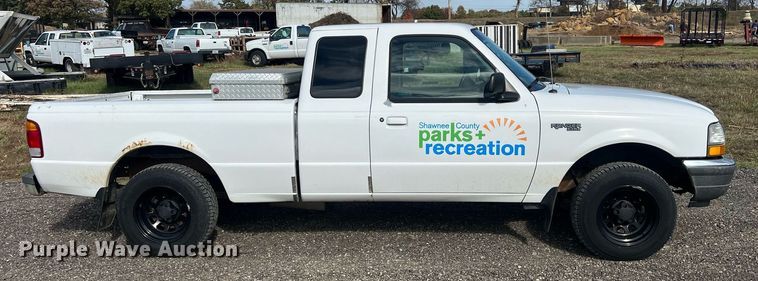 image for item OA9104 1998 Ford Ranger  SuperCab pickup truck