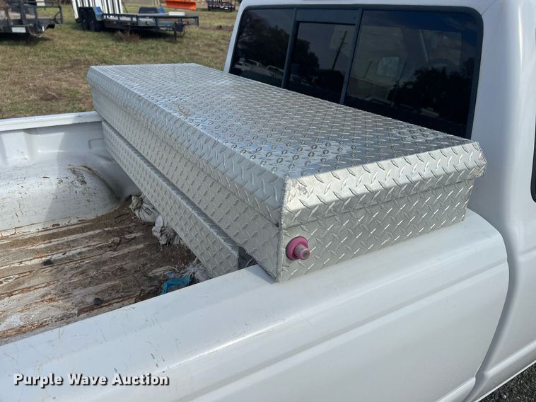 image for item OA9104 1998 Ford Ranger  SuperCab pickup truck