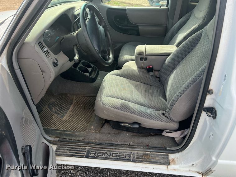 image for item OA9104 1998 Ford Ranger  SuperCab pickup truck