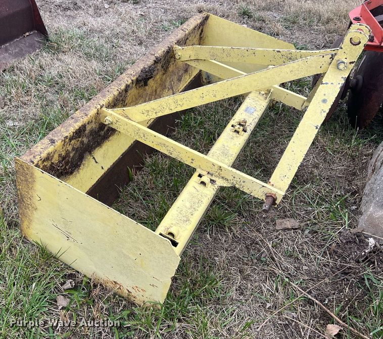 image for item OA9107 Land Pride  box blade