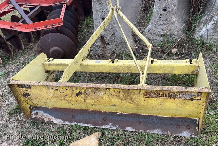 image for item OA9107 Land Pride  box blade