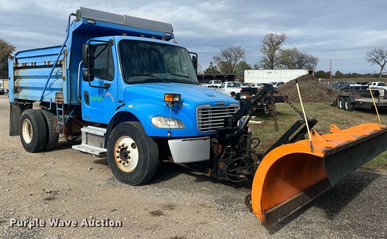 image for item OA9109 2004 Freightliner Business Class M2  dump truck