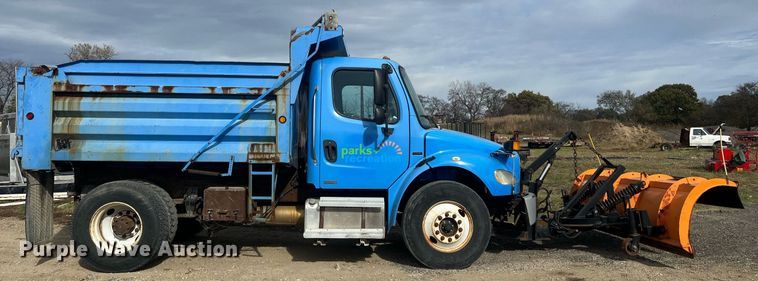 image for item OA9109 2004 Freightliner Business Class M2  dump truck