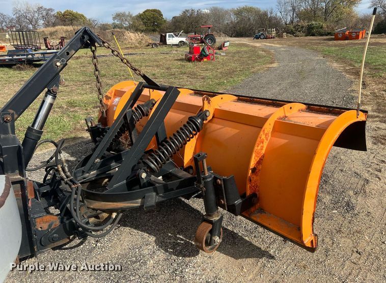 image for item OA9109 2004 Freightliner Business Class M2  dump truck