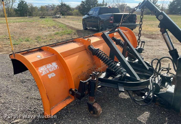 image for item OA9109 2004 Freightliner Business Class M2  dump truck