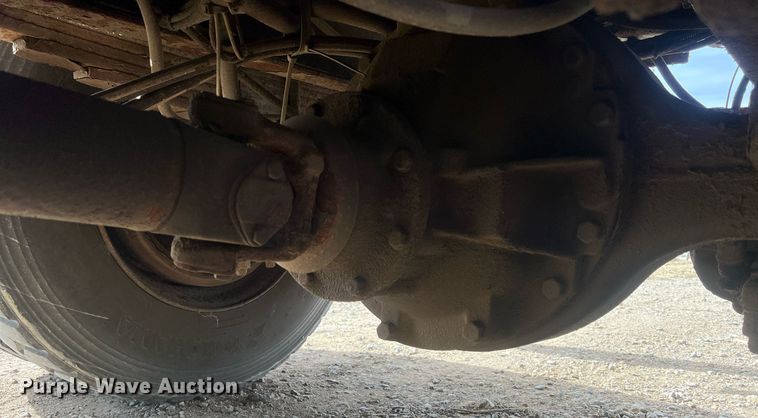 image for item OA9109 2004 Freightliner Business Class M2  dump truck