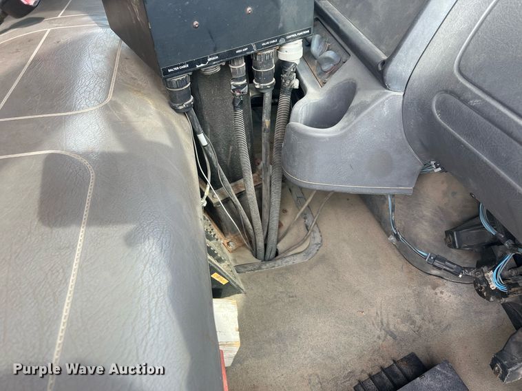 image for item OA9109 2004 Freightliner Business Class M2  dump truck