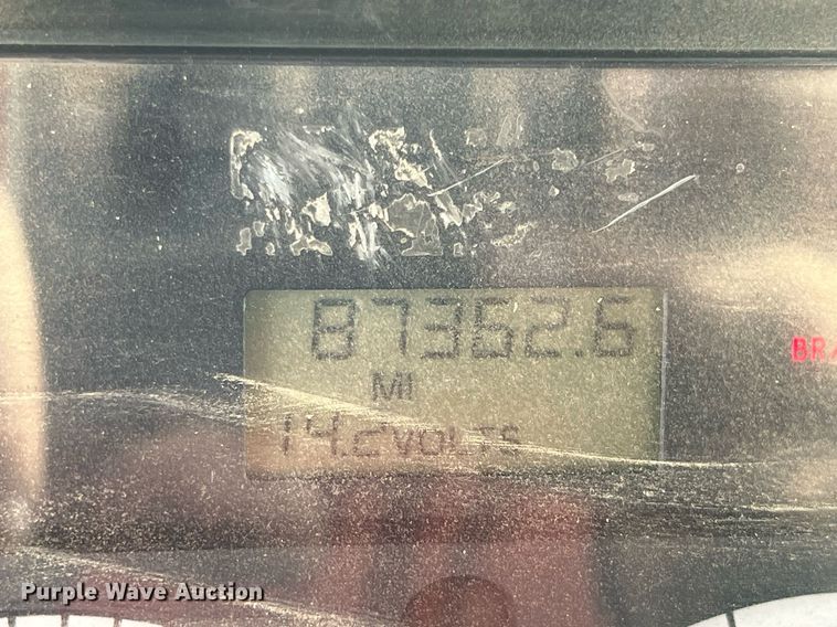 image for item OA9109 2004 Freightliner Business Class M2  dump truck