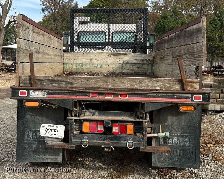 image for item OA9112 1992 Ford Cargo 7000  dump flatbed truck