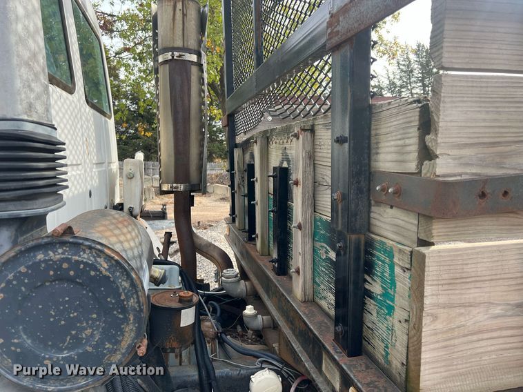 image for item OA9112 1992 Ford Cargo 7000  dump flatbed truck