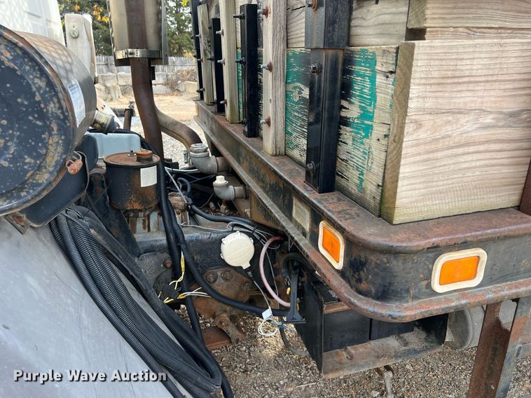 image for item OA9112 1992 Ford Cargo 7000  dump flatbed truck