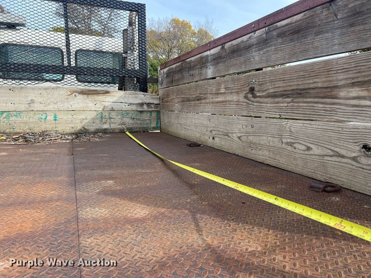 image for item OA9112 1992 Ford Cargo 7000  dump flatbed truck