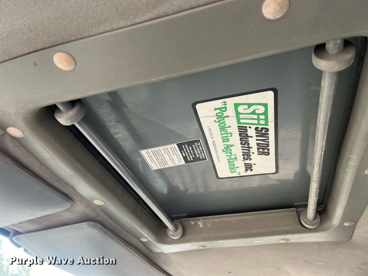 image for item OA9112 1992 Ford Cargo 7000  dump flatbed truck