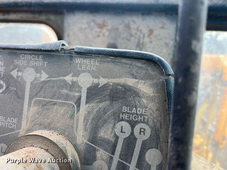 image for item OA9113 John Deere 570A  motor grader