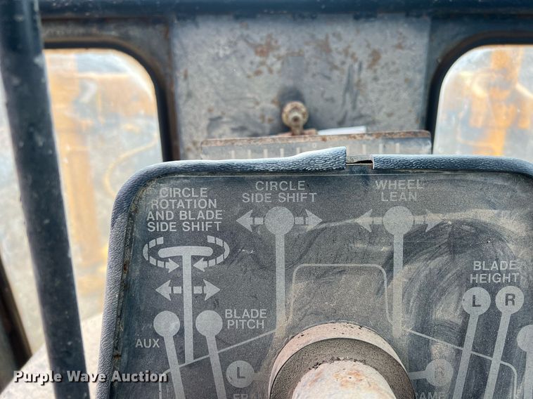 image for item OA9113 John Deere 570A  motor grader