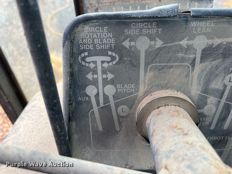 image for item OA9113 John Deere 570A  motor grader