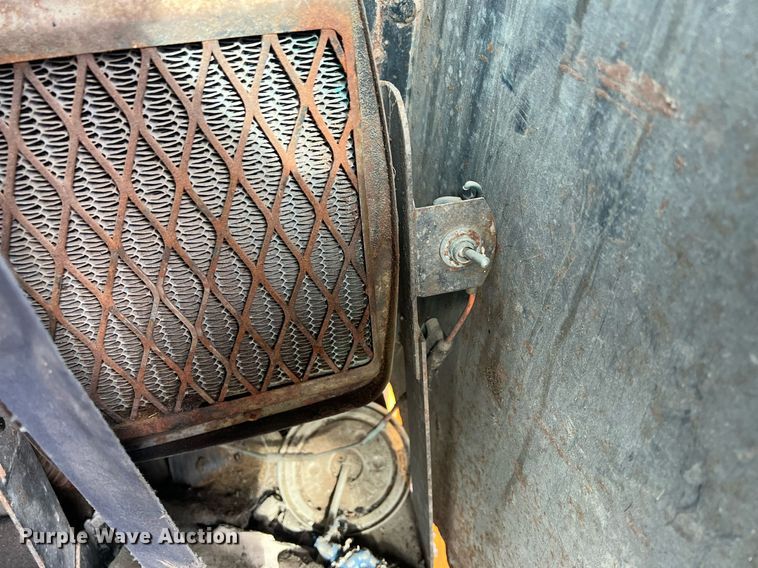 image for item OA9113 John Deere 570A  motor grader