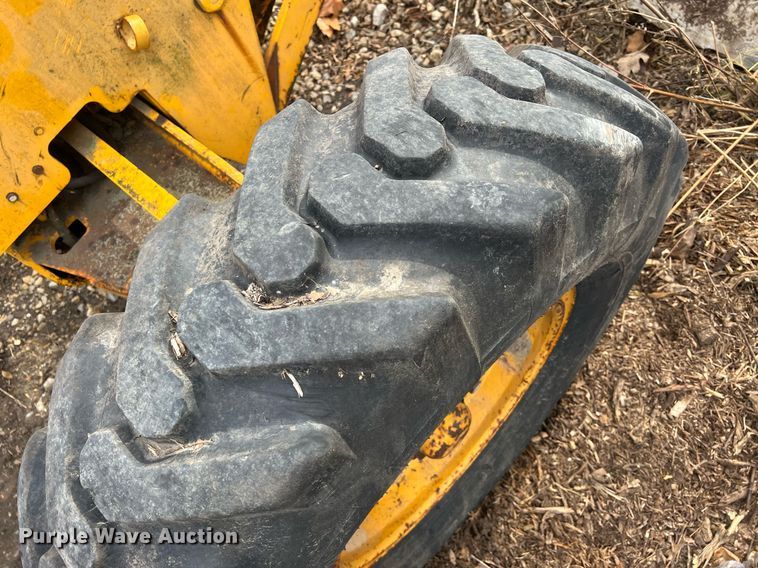 image for item OA9113 John Deere 570A  motor grader