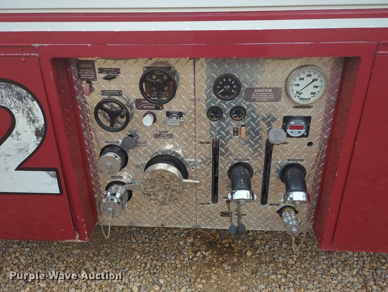 image for item OD9135 1986 Oshkosh T-series  pumper fire truck