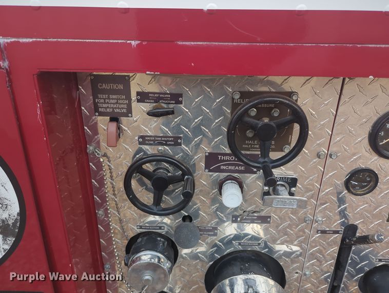 image for item OD9135 1986 Oshkosh T-series  pumper fire truck